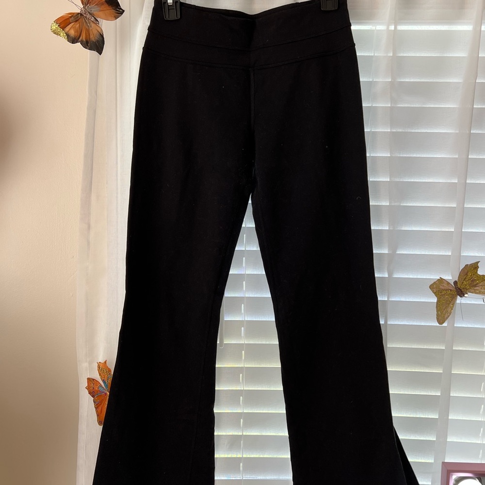 Lululemon yoga pants